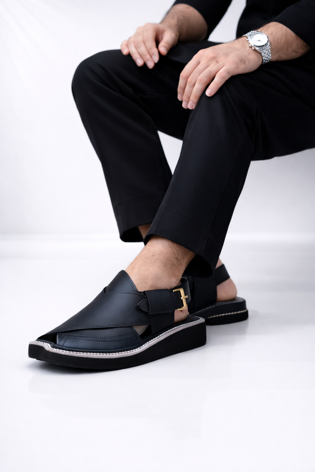 Black-Matt Kaptaan Chappal