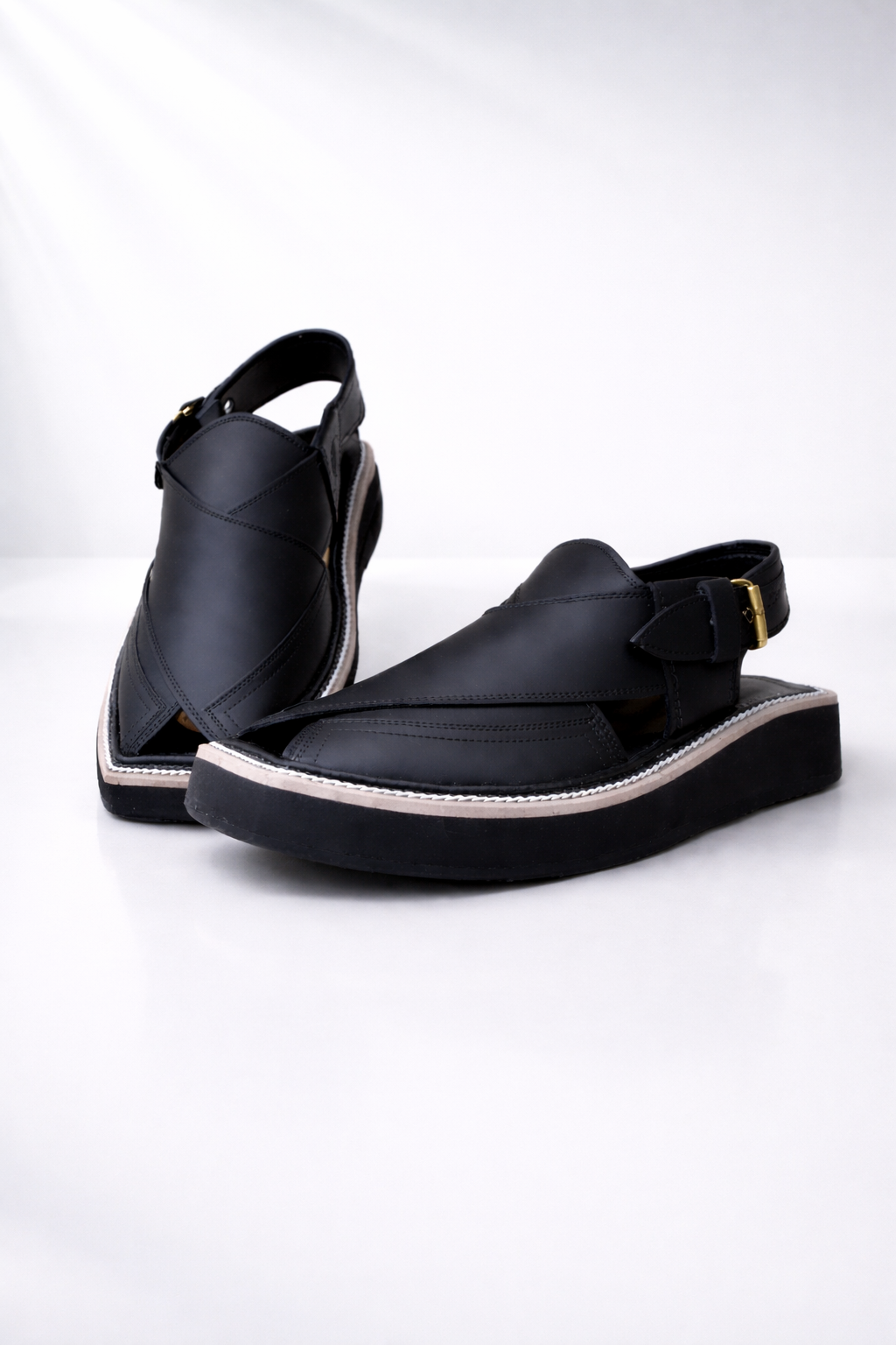 Black-Matt Kaptaan Chappal - Image 3