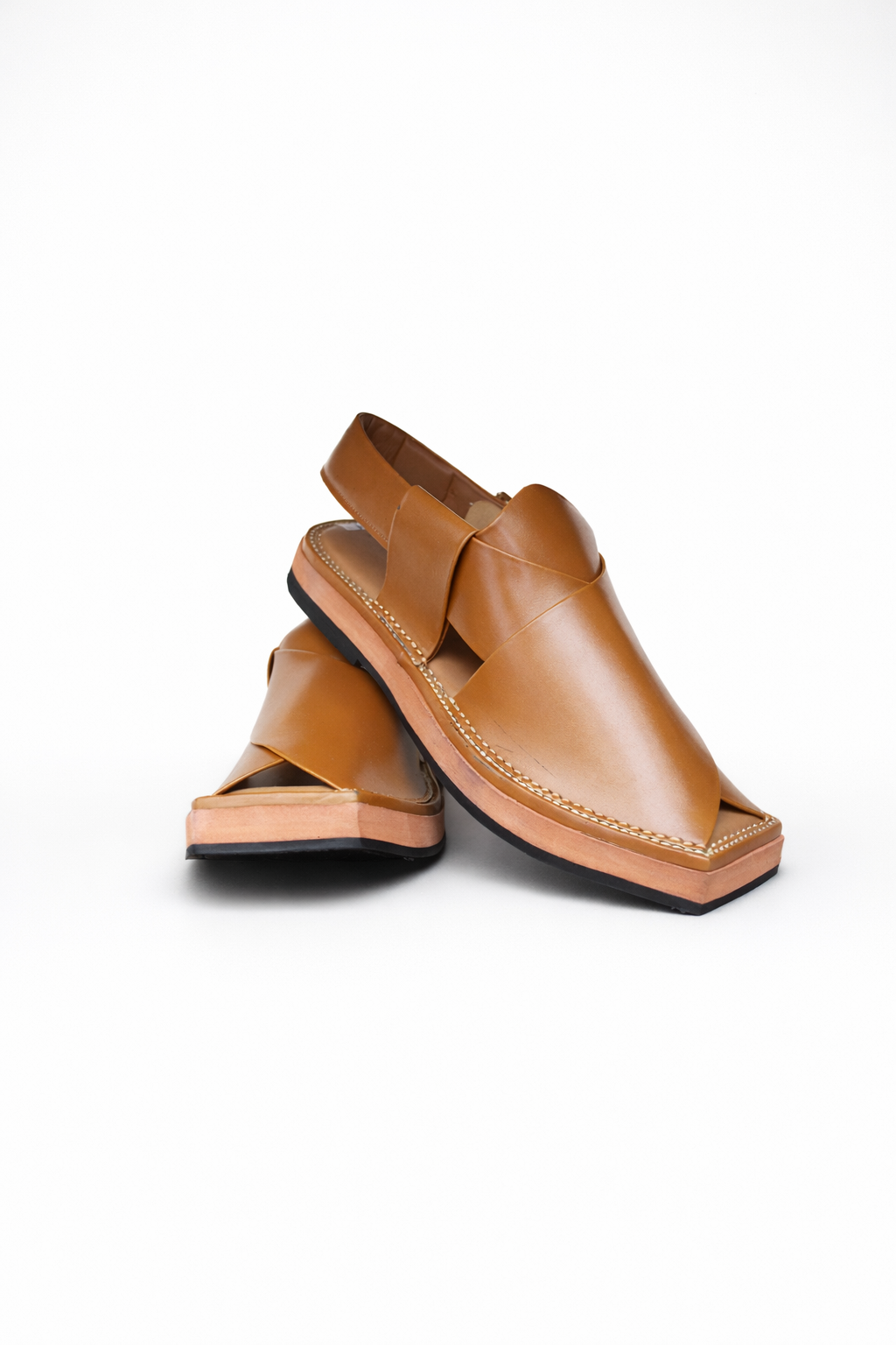 Kaptaan Golden Chappal - Image 2