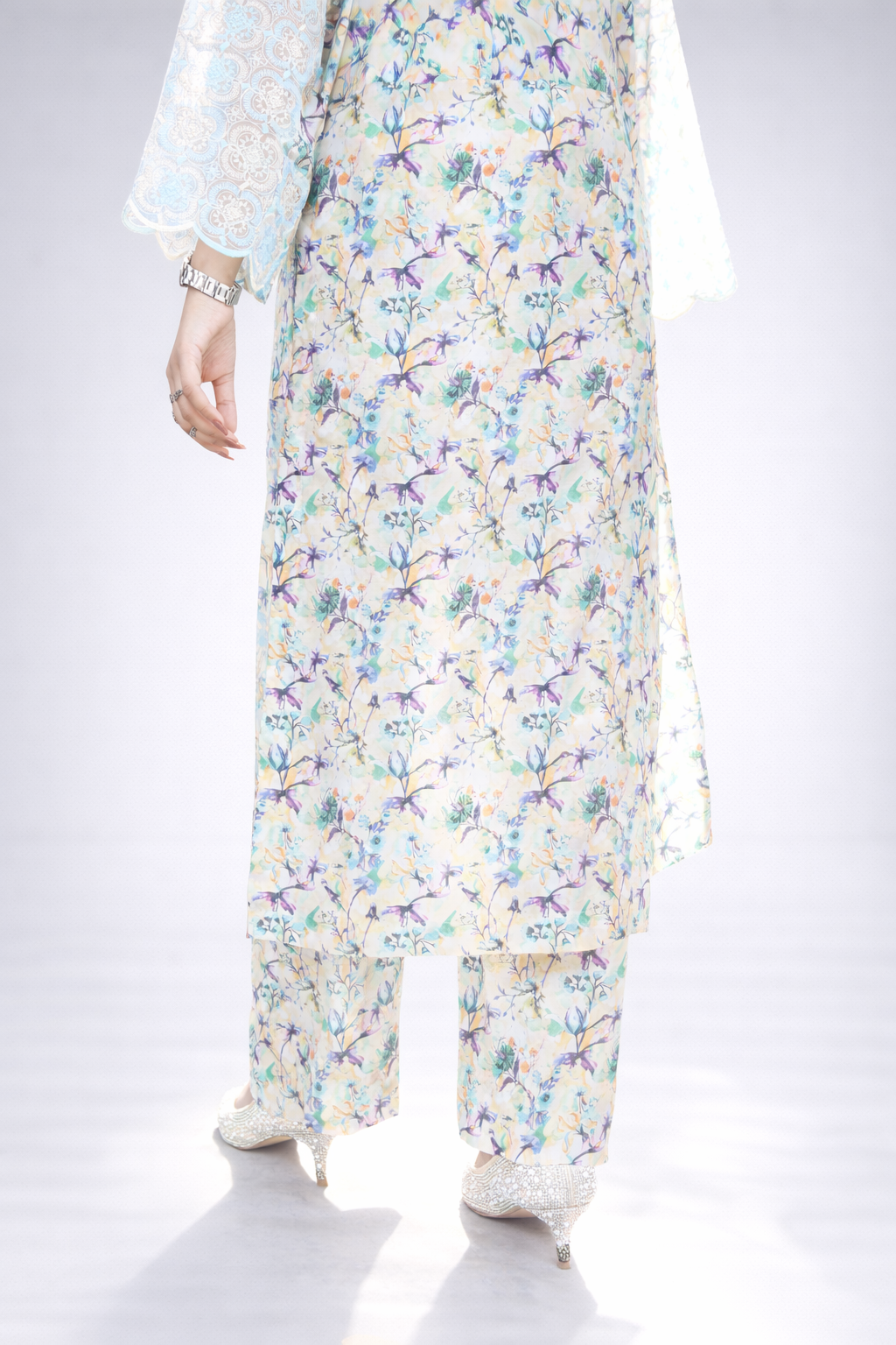 Neelam – Elegance in Every Breeze
(Premium 3PC Lawn Suit-Delicate embroidered Organza eplick) - Image 2